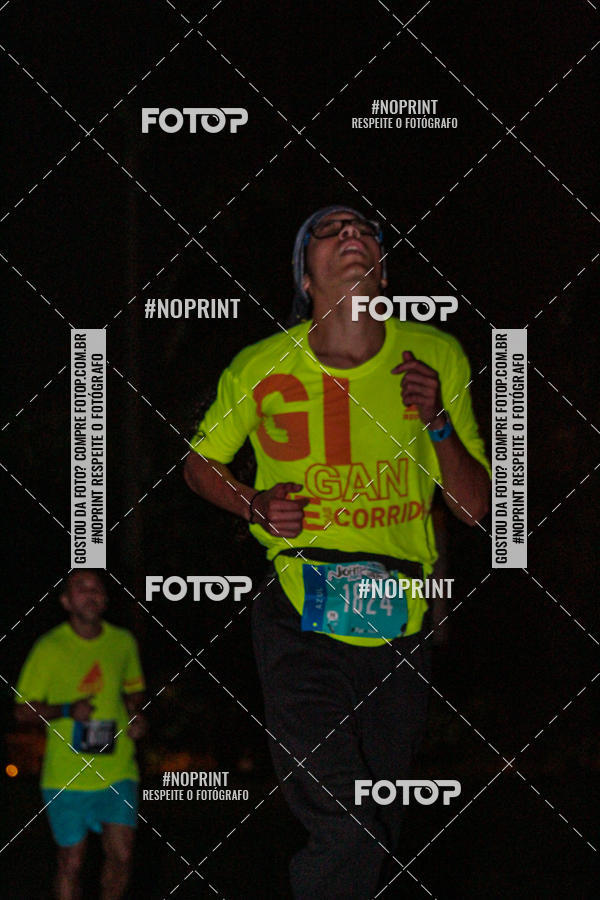 Buy your photos of the eventNight Run 2019 - Pop - Rio de Janeiro on Fotop