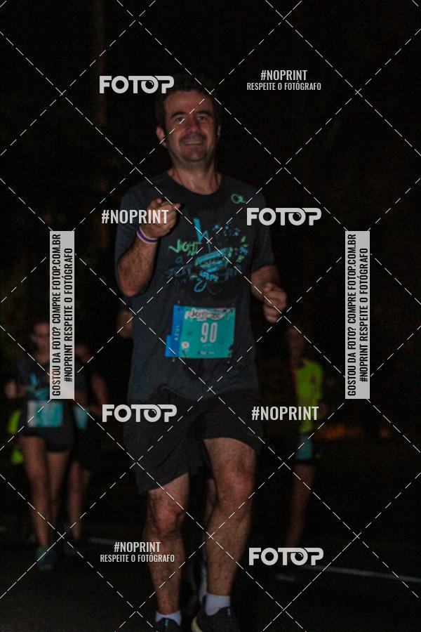 Buy your photos of the eventNight Run 2019 - Pop - Rio de Janeiro on Fotop