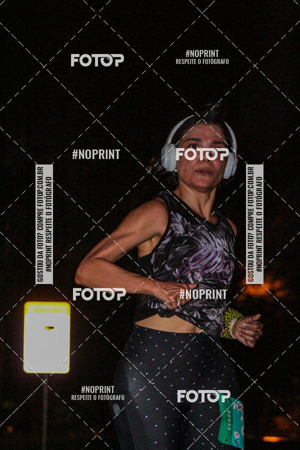Buy your photos of the eventNight Run 2019 - Pop - Rio de Janeiro on Fotop