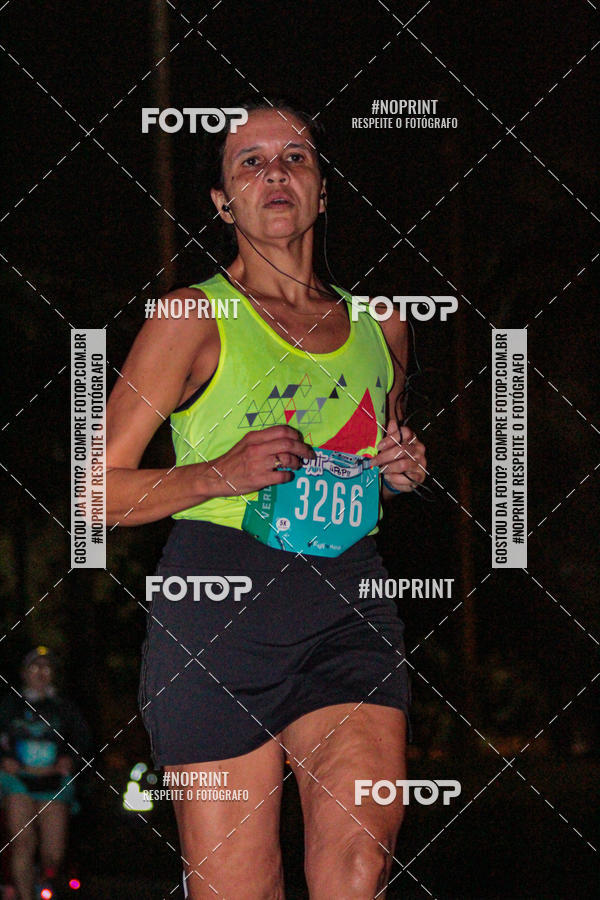 Buy your photos of the eventNight Run 2019 - Pop - Rio de Janeiro on Fotop