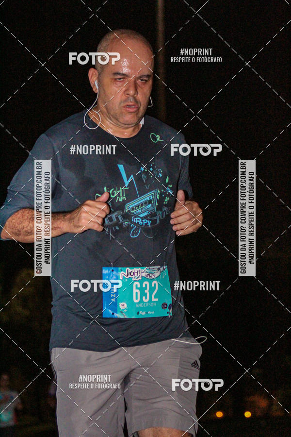 Buy your photos of the eventNight Run 2019 - Pop - Rio de Janeiro on Fotop