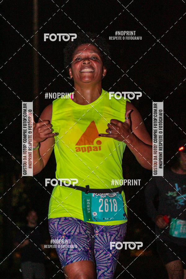 Buy your photos of the eventNight Run 2019 - Pop - Rio de Janeiro on Fotop