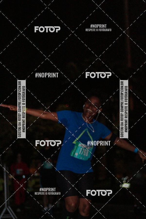 Buy your photos of the eventNight Run 2019 - Pop - Rio de Janeiro on Fotop