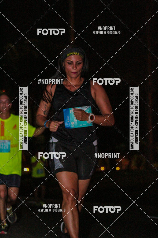Buy your photos of the eventNight Run 2019 - Pop - Rio de Janeiro on Fotop