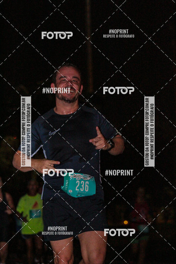 Buy your photos of the eventNight Run 2019 - Pop - Rio de Janeiro on Fotop