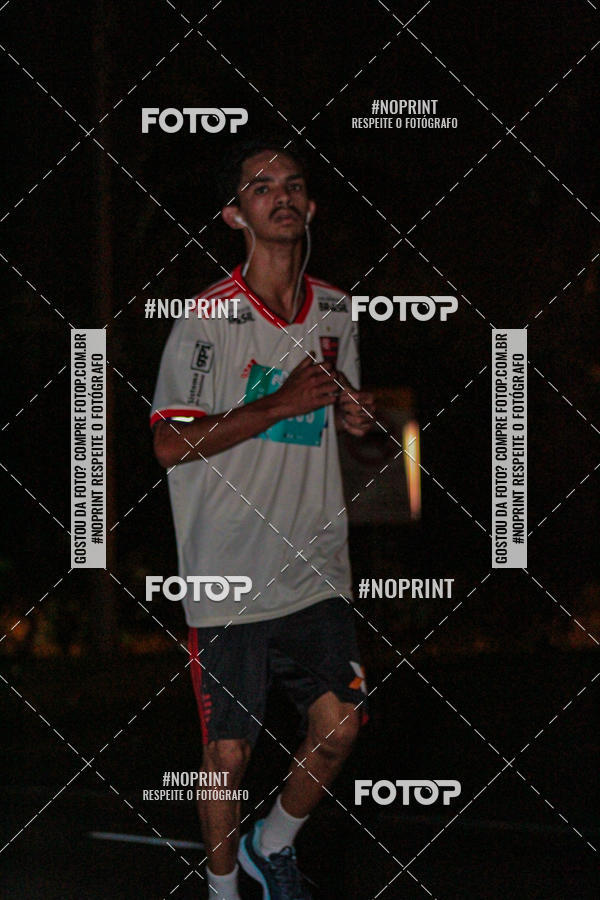 Buy your photos of the eventNight Run 2019 - Pop - Rio de Janeiro on Fotop