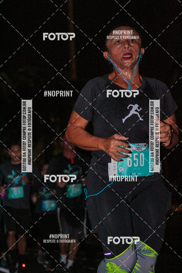 Buy your photos of the eventNight Run 2019 - Pop - Rio de Janeiro on Fotop