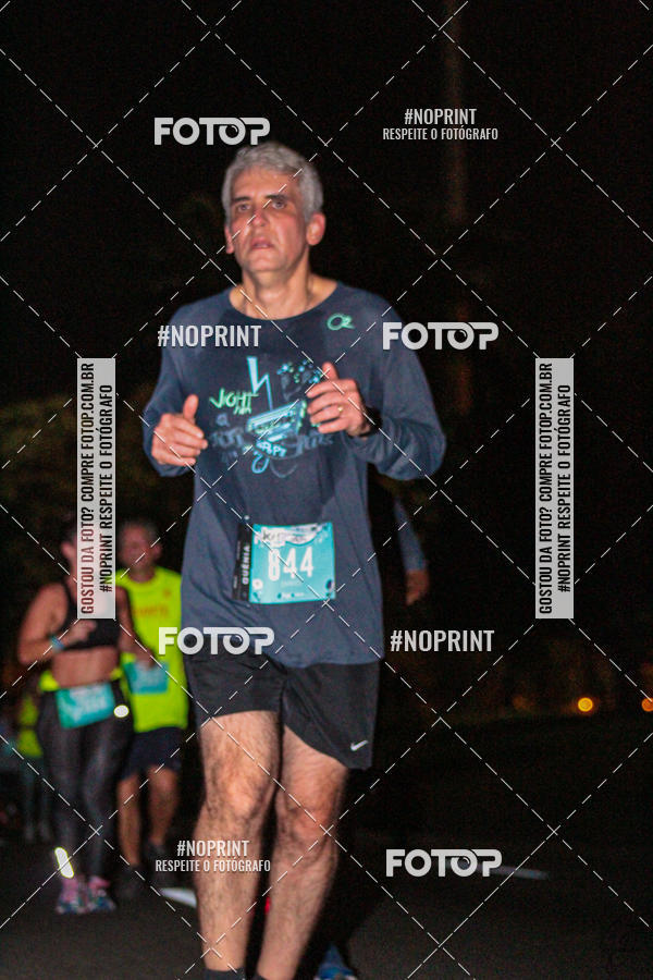 Buy your photos of the eventNight Run 2019 - Pop - Rio de Janeiro on Fotop