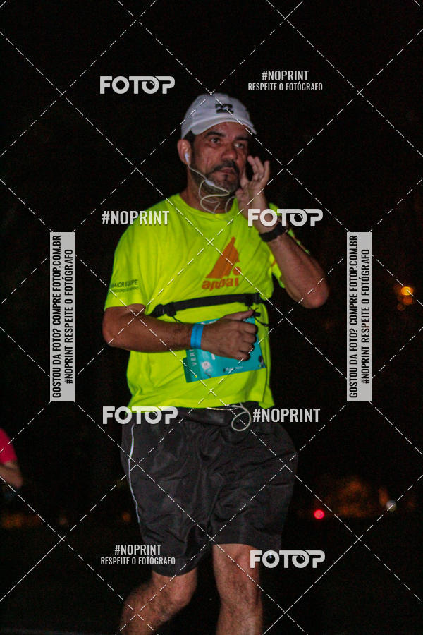 Buy your photos of the eventNight Run 2019 - Pop - Rio de Janeiro on Fotop