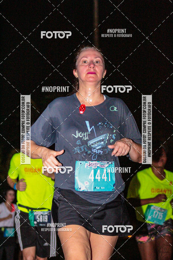 Buy your photos of the eventNight Run 2019 - Pop - Rio de Janeiro on Fotop