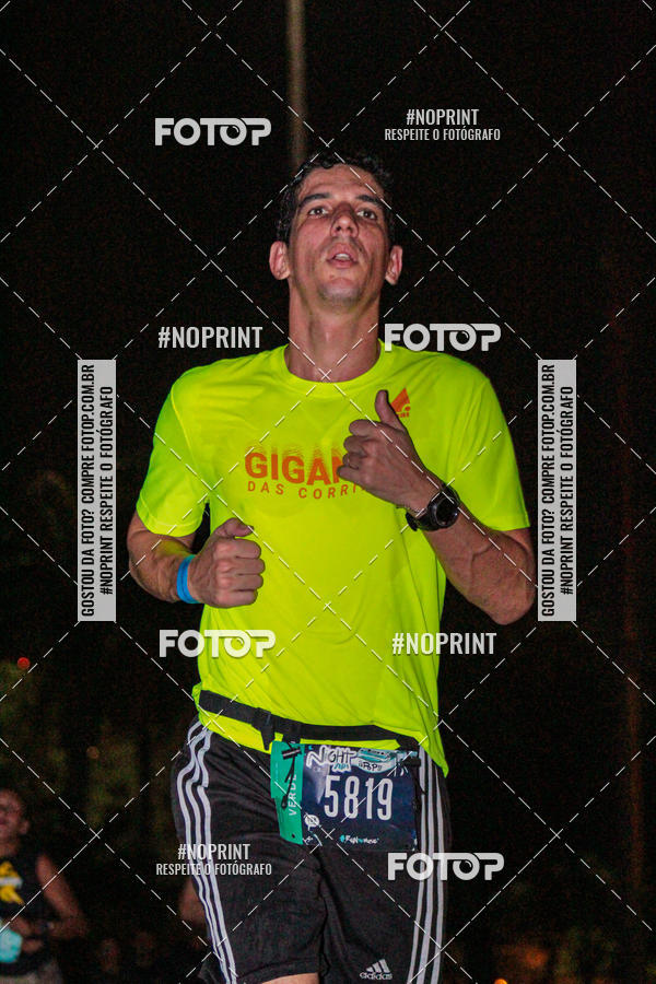 Buy your photos of the eventNight Run 2019 - Pop - Rio de Janeiro on Fotop