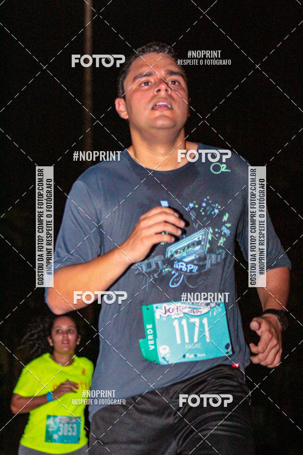 Buy your photos of the eventNight Run 2019 - Pop - Rio de Janeiro on Fotop