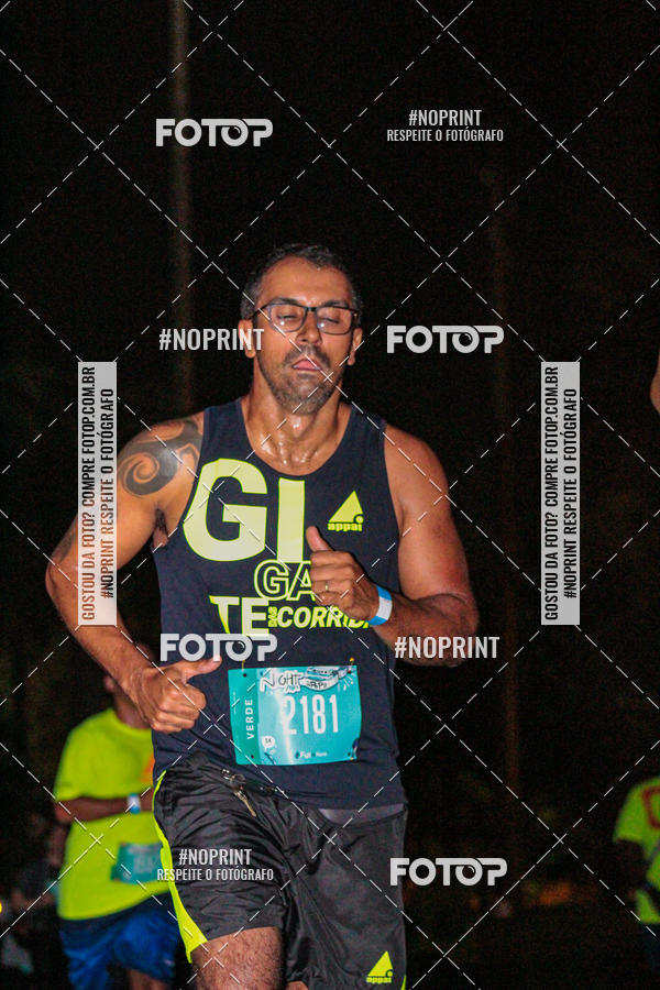 Buy your photos of the eventNight Run 2019 - Pop - Rio de Janeiro on Fotop
