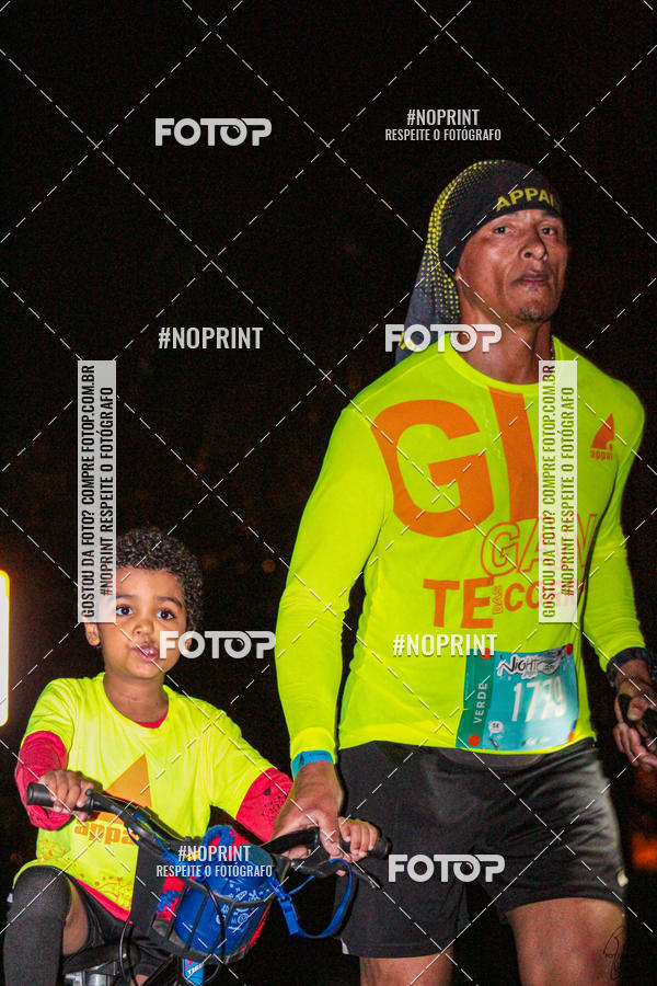 Buy your photos of the eventNight Run 2019 - Pop - Rio de Janeiro on Fotop