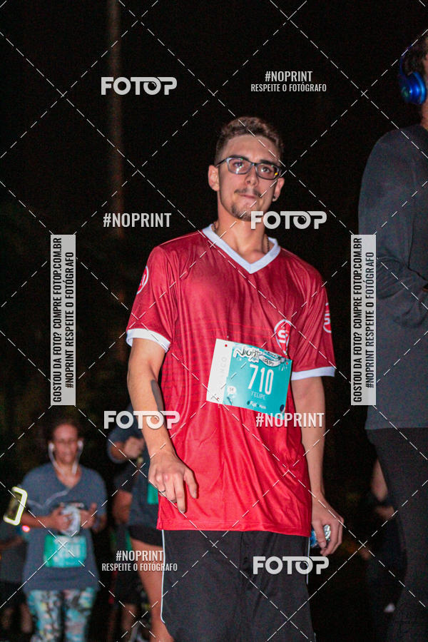 Buy your photos of the eventNight Run 2019 - Pop - Rio de Janeiro on Fotop