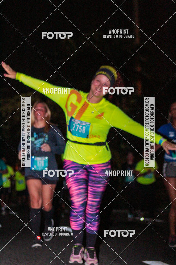 Buy your photos of the eventNight Run 2019 - Pop - Rio de Janeiro on Fotop