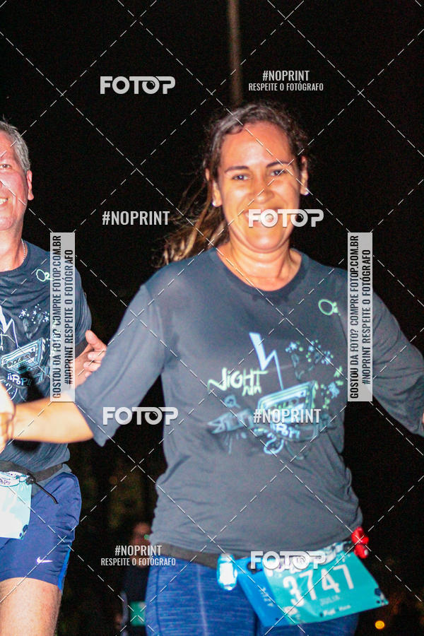 Buy your photos of the eventNight Run 2019 - Pop - Rio de Janeiro on Fotop