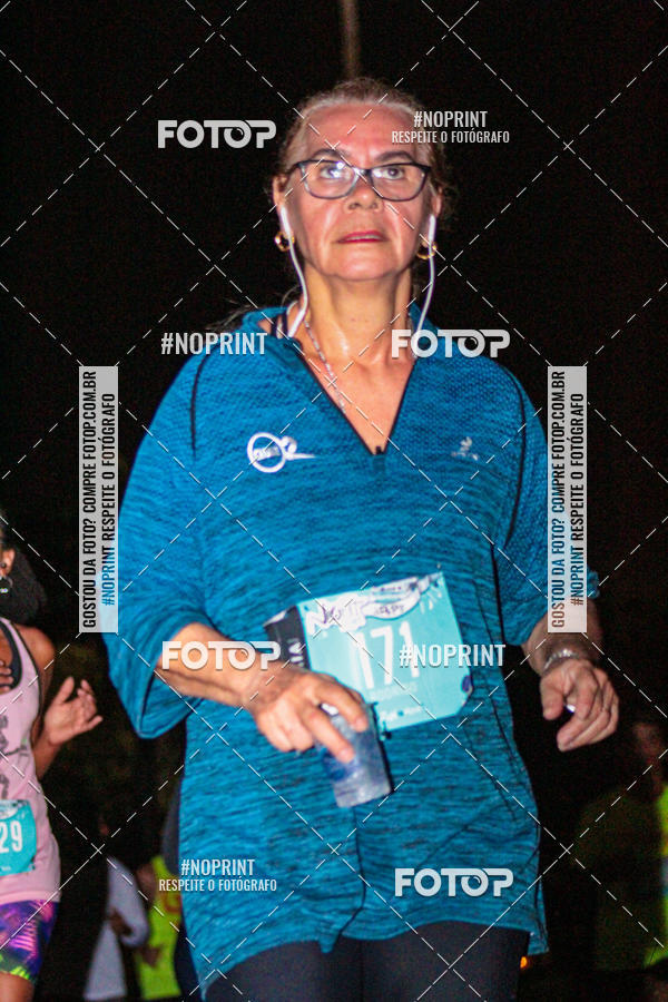 Buy your photos of the eventNight Run 2019 - Pop - Rio de Janeiro on Fotop