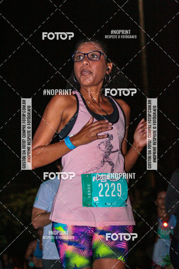 Buy your photos of the eventNight Run 2019 - Pop - Rio de Janeiro on Fotop