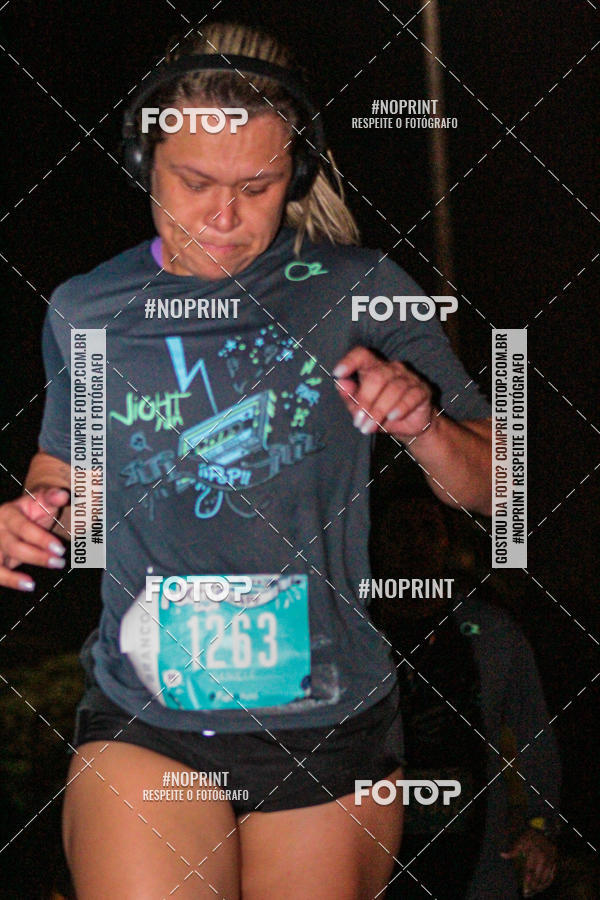 Buy your photos of the eventNight Run 2019 - Pop - Rio de Janeiro on Fotop