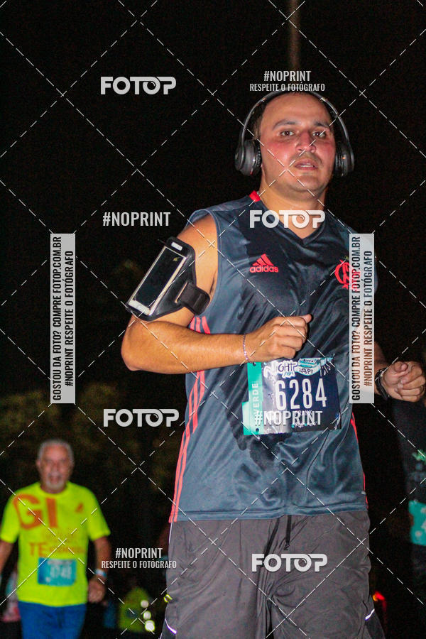 Buy your photos of the eventNight Run 2019 - Pop - Rio de Janeiro on Fotop