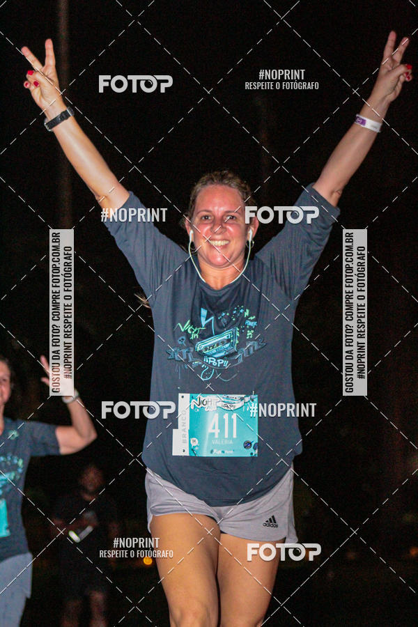 Buy your photos of the eventNight Run 2019 - Pop - Rio de Janeiro on Fotop