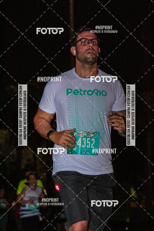 Buy your photos of the eventNight Run 2019 - Pop - Rio de Janeiro on Fotop