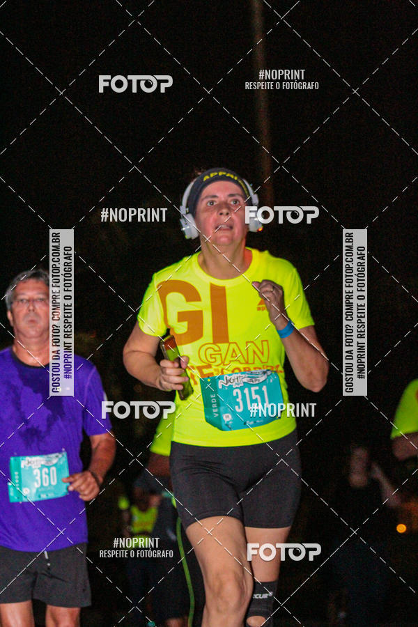 Buy your photos of the eventNight Run 2019 - Pop - Rio de Janeiro on Fotop