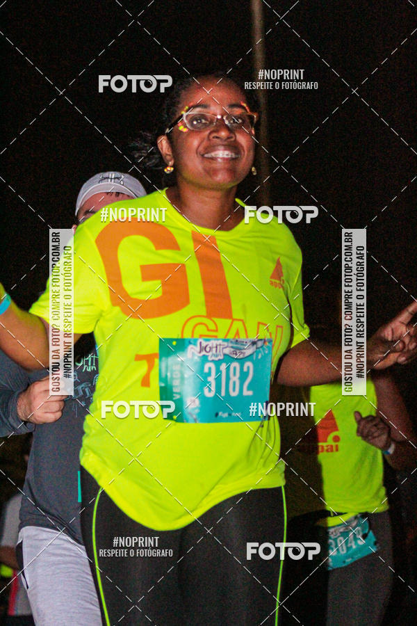 Buy your photos of the eventNight Run 2019 - Pop - Rio de Janeiro on Fotop