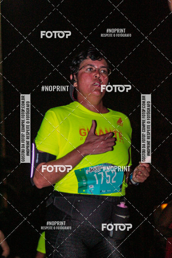 Buy your photos of the eventNight Run 2019 - Pop - Rio de Janeiro on Fotop
