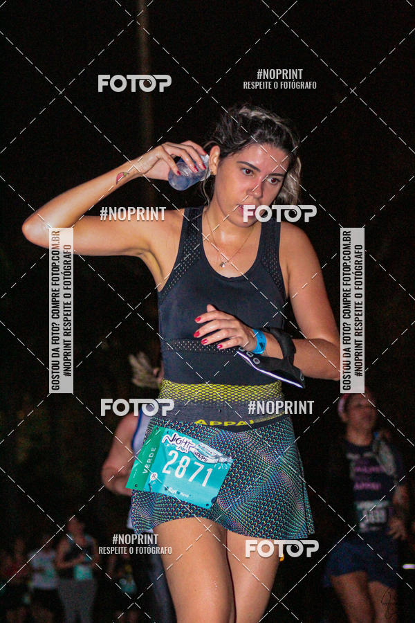 Buy your photos of the eventNight Run 2019 - Pop - Rio de Janeiro on Fotop