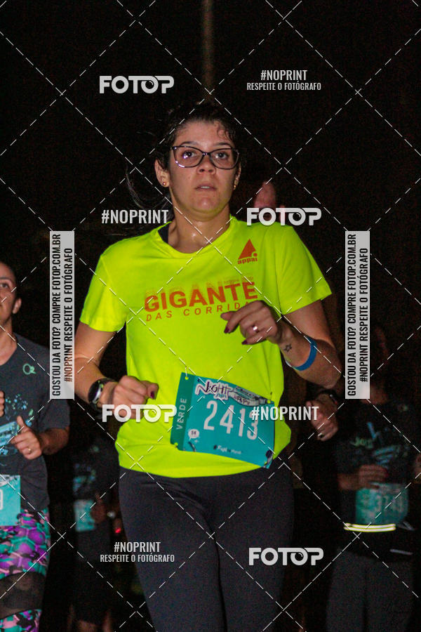 Buy your photos of the eventNight Run 2019 - Pop - Rio de Janeiro on Fotop