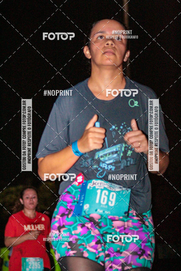 Buy your photos of the eventNight Run 2019 - Pop - Rio de Janeiro on Fotop