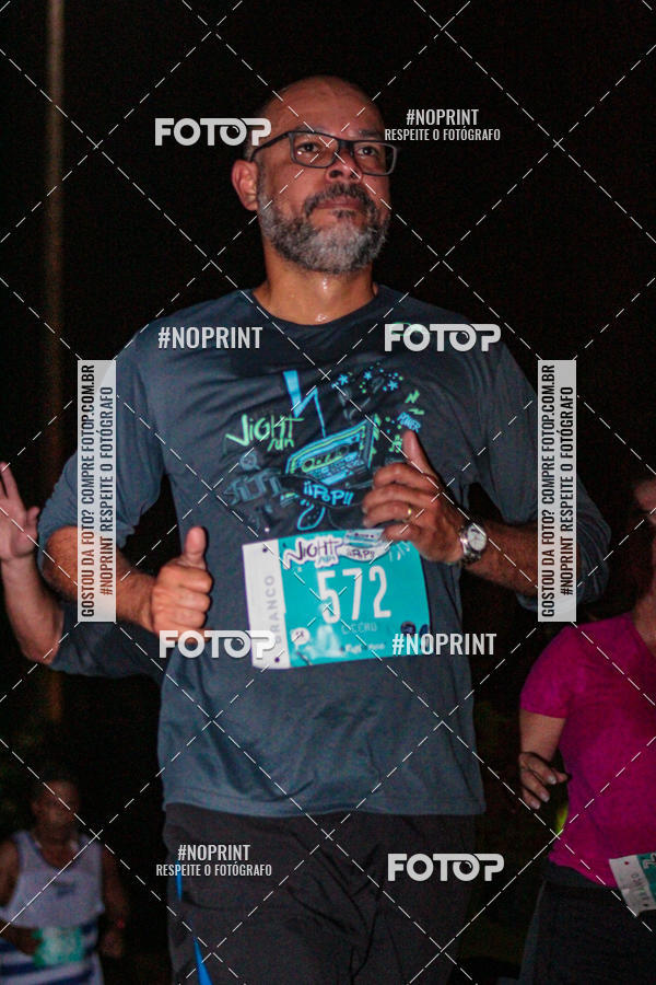 Buy your photos of the eventNight Run 2019 - Pop - Rio de Janeiro on Fotop