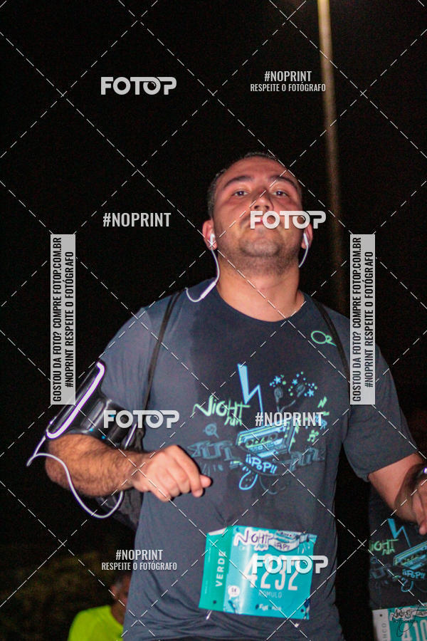 Buy your photos of the eventNight Run 2019 - Pop - Rio de Janeiro on Fotop