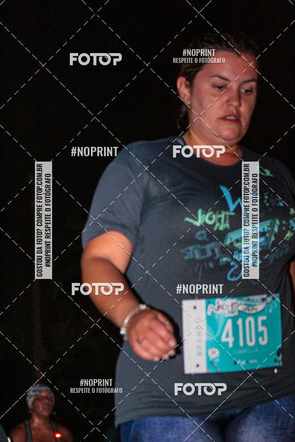 Buy your photos of the eventNight Run 2019 - Pop - Rio de Janeiro on Fotop