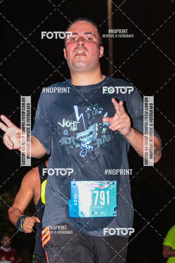 Buy your photos of the eventNight Run 2019 - Pop - Rio de Janeiro on Fotop