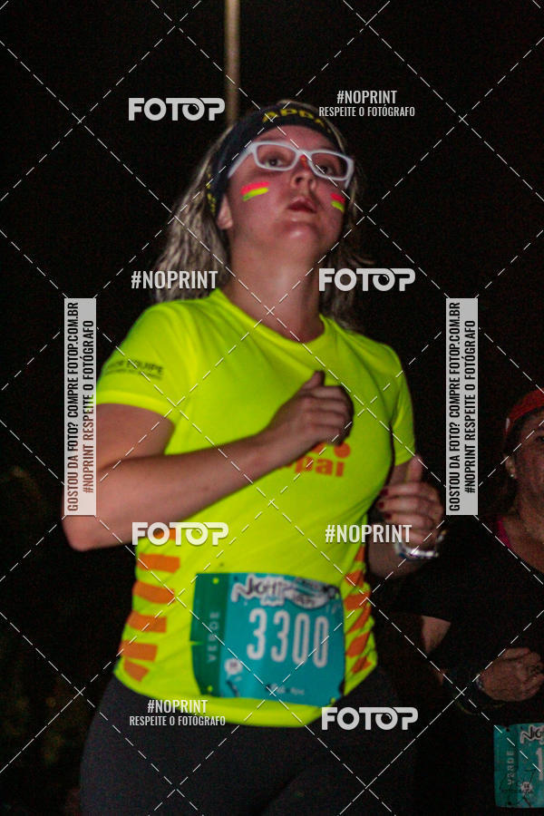 Buy your photos of the eventNight Run 2019 - Pop - Rio de Janeiro on Fotop