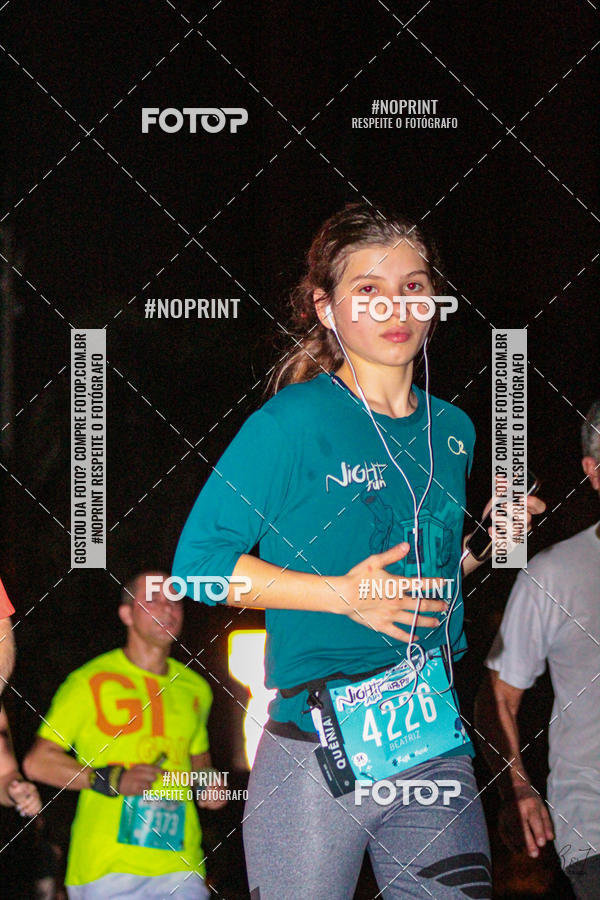 Buy your photos of the eventNight Run 2019 - Pop - Rio de Janeiro on Fotop