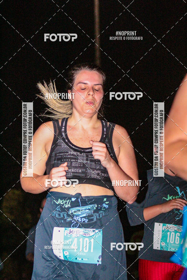 Buy your photos of the eventNight Run 2019 - Pop - Rio de Janeiro on Fotop