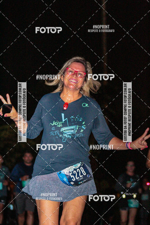 Buy your photos of the eventNight Run 2019 - Pop - Rio de Janeiro on Fotop