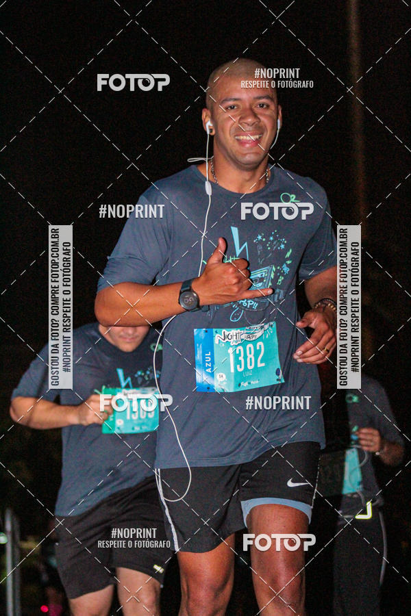 Buy your photos of the eventNight Run 2019 - Pop - Rio de Janeiro on Fotop