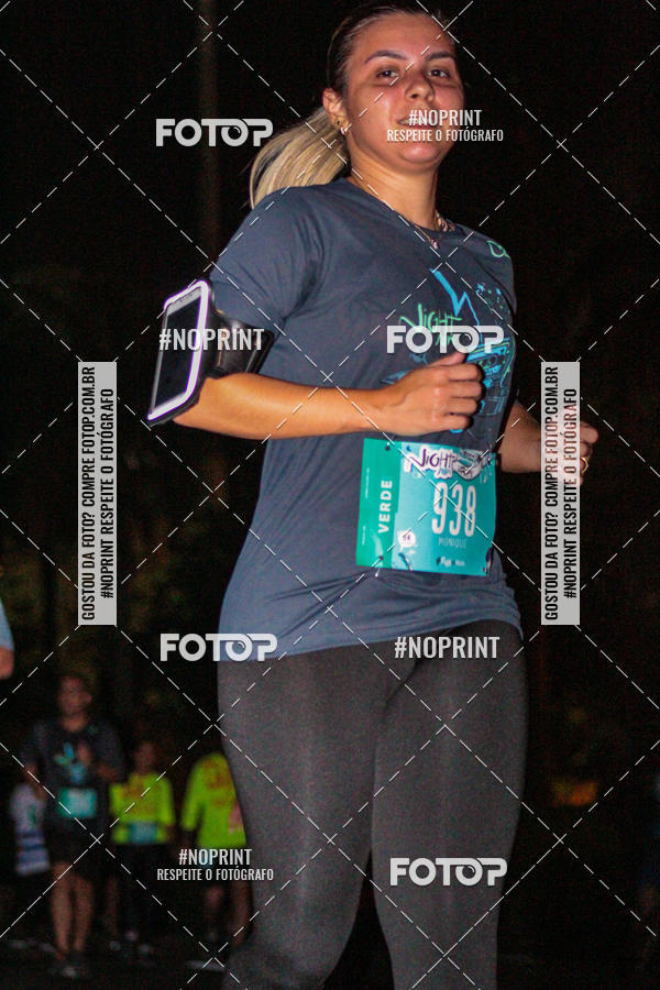 Buy your photos of the eventNight Run 2019 - Pop - Rio de Janeiro on Fotop