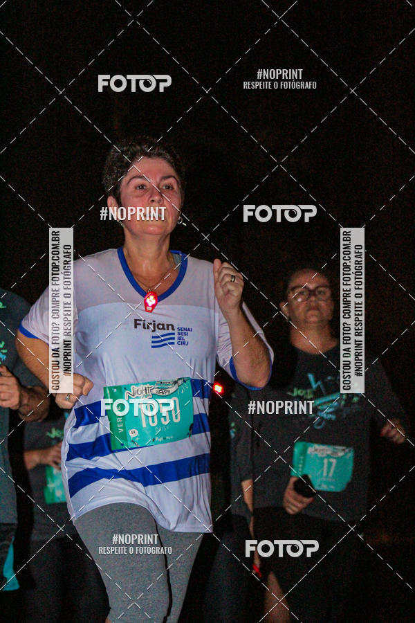 Buy your photos of the eventNight Run 2019 - Pop - Rio de Janeiro on Fotop