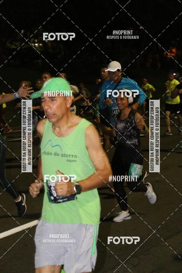 Buy your photos of the eventNight Run 2019 - Pop - Rio de Janeiro on Fotop