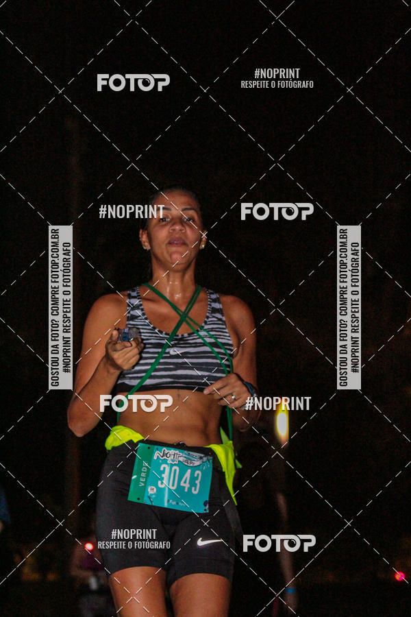 Buy your photos of the eventNight Run 2019 - Pop - Rio de Janeiro on Fotop