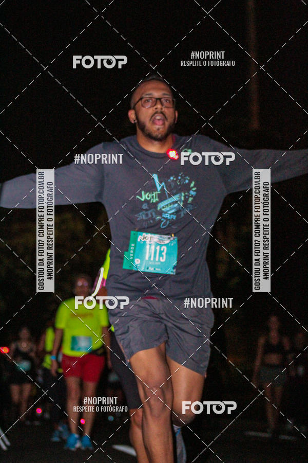 Buy your photos of the eventNight Run 2019 - Pop - Rio de Janeiro on Fotop