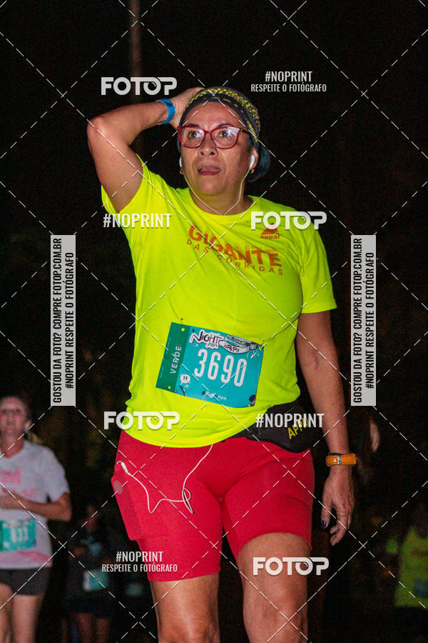 Buy your photos of the eventNight Run 2019 - Pop - Rio de Janeiro on Fotop