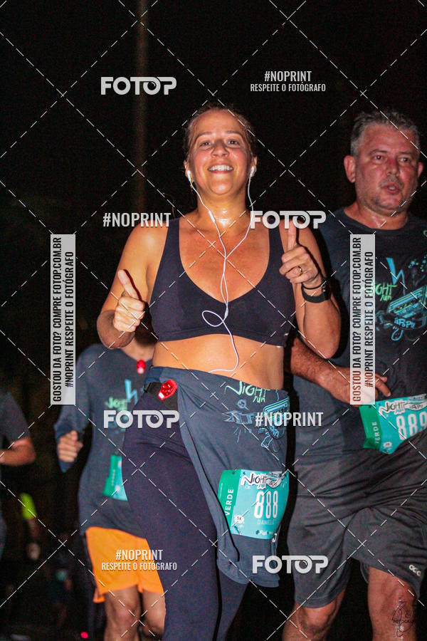Buy your photos of the eventNight Run 2019 - Pop - Rio de Janeiro on Fotop