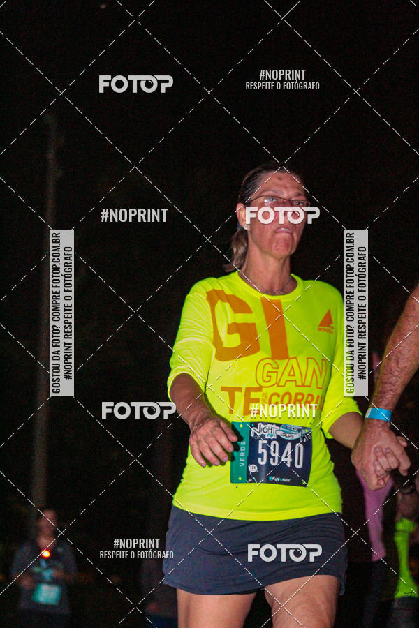 Buy your photos of the eventNight Run 2019 - Pop - Rio de Janeiro on Fotop